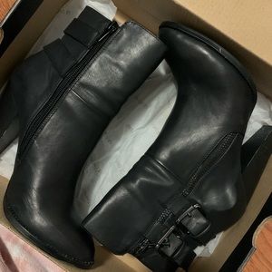 Le chateau ankle boots